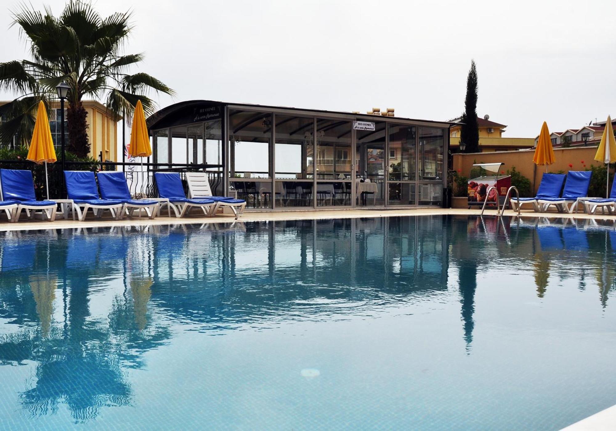 Hotel Ark And 3*